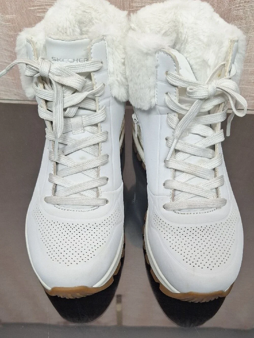 Skechers White Faux-Fur Lined Winter Boots